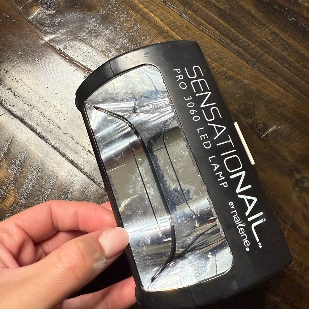 Black Sensational LED Lamp Compact Professional Device - Picture 4 of 6